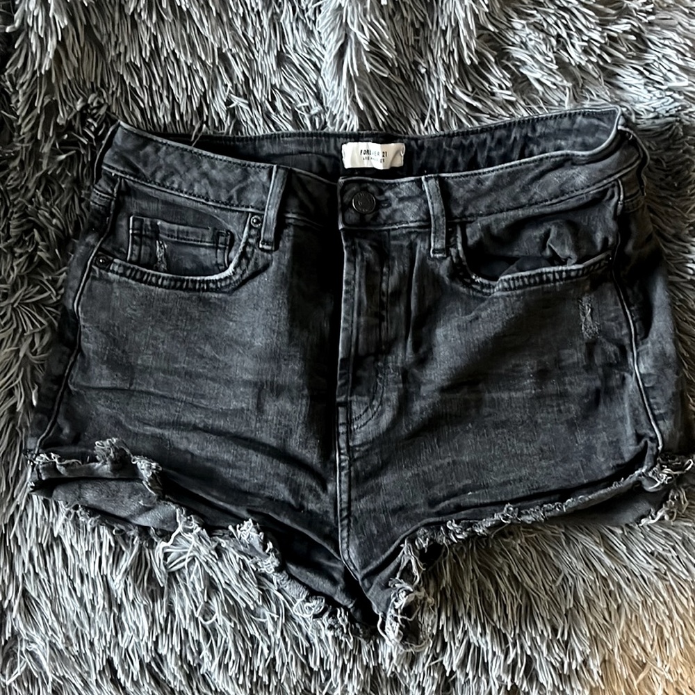 FOREVER21 black shorts size 30